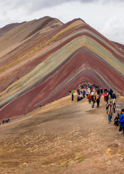 AUSANGATE TREK & MONTAÑA DEL ARCO IRIS 4D – 3N